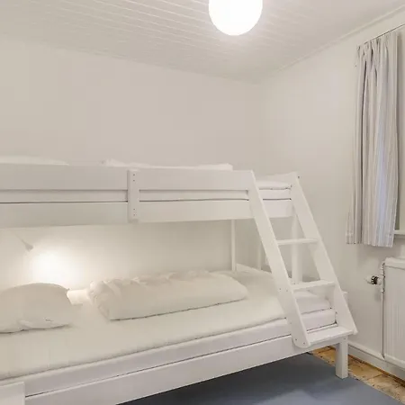 Feriehus Dejlig Bolig I Med Køkken Strandby